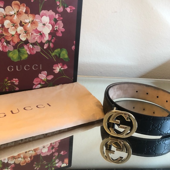 ❤️SOLD❤️Authentic Black And Gold Gucci Belt - Picture 2 of 16